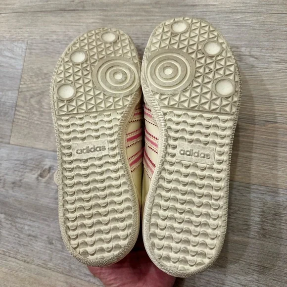 Adidas Long-Tongue Sambas - Picture 5 of 5